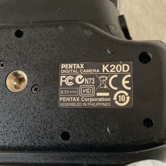 Pentax K20D DIGITAL DSLR Camera - Picture 4 of 7